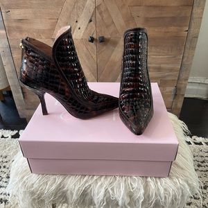 LOUISE ET CIE brown crocodile skin effect ankle boot